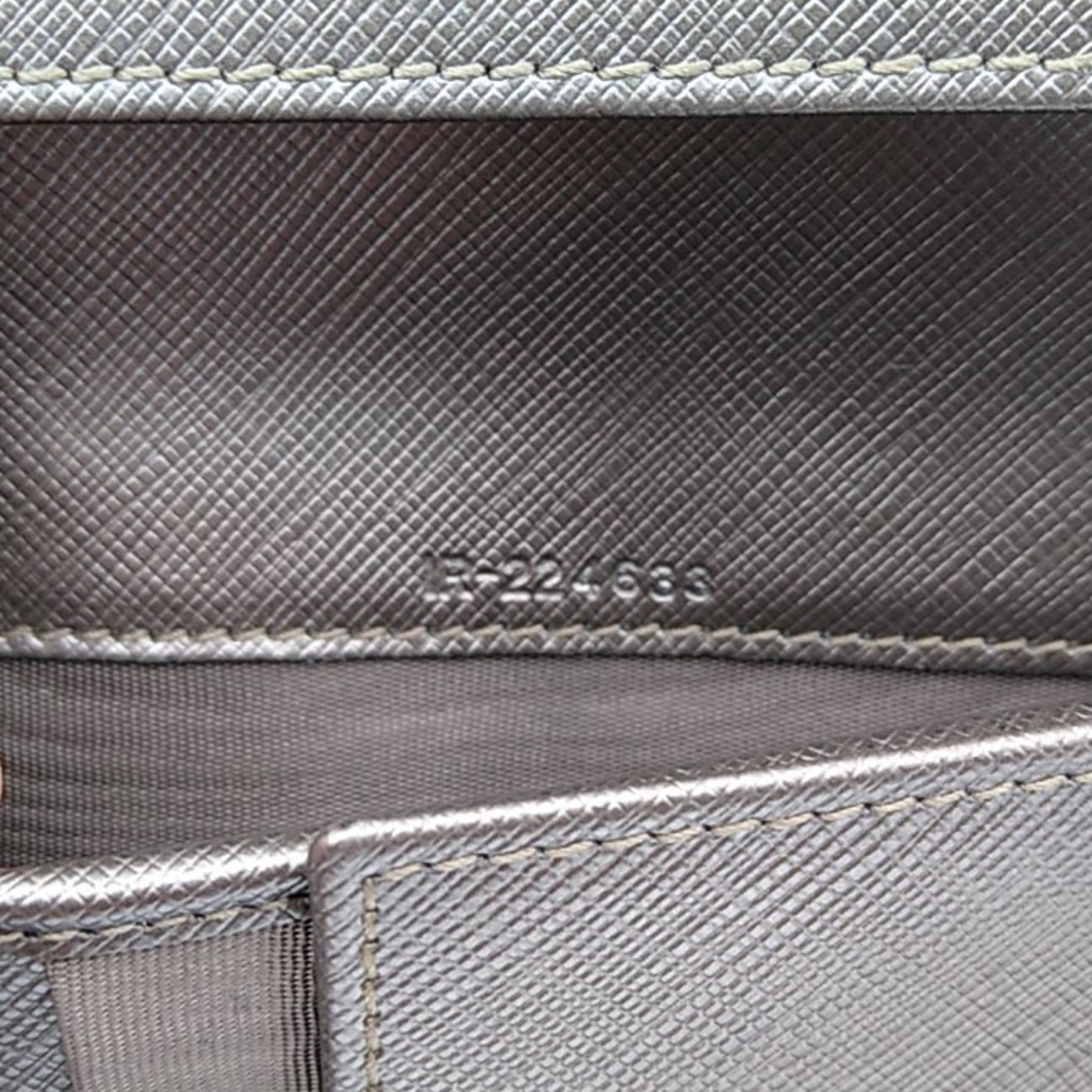 Salvatore Ferragamo Clasp Continental Wallet *NU - Picture 4 of 4